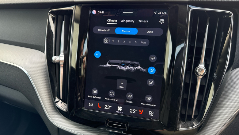 Volvo XC60 2.0 B4D Plus Dark 5dr AWD Geartronic Diesel Estate